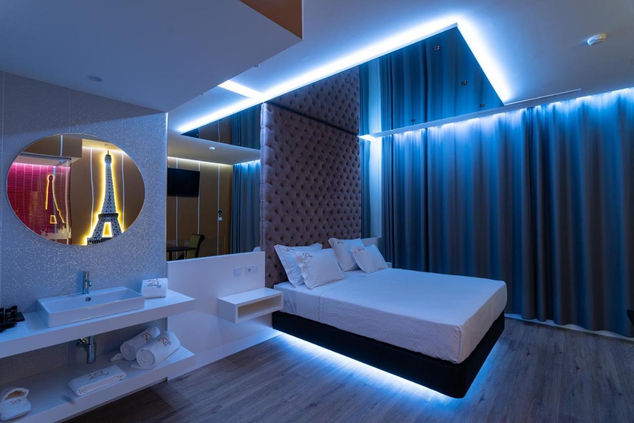 Motel Twentyone กองโดมาร์ ภายนอก รูปภาพ