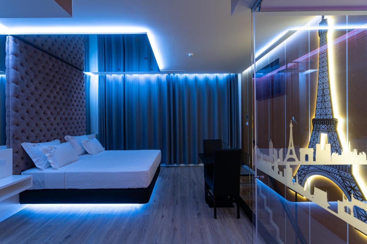 Motel Twentyone กองโดมาร์ ภายนอก รูปภาพ