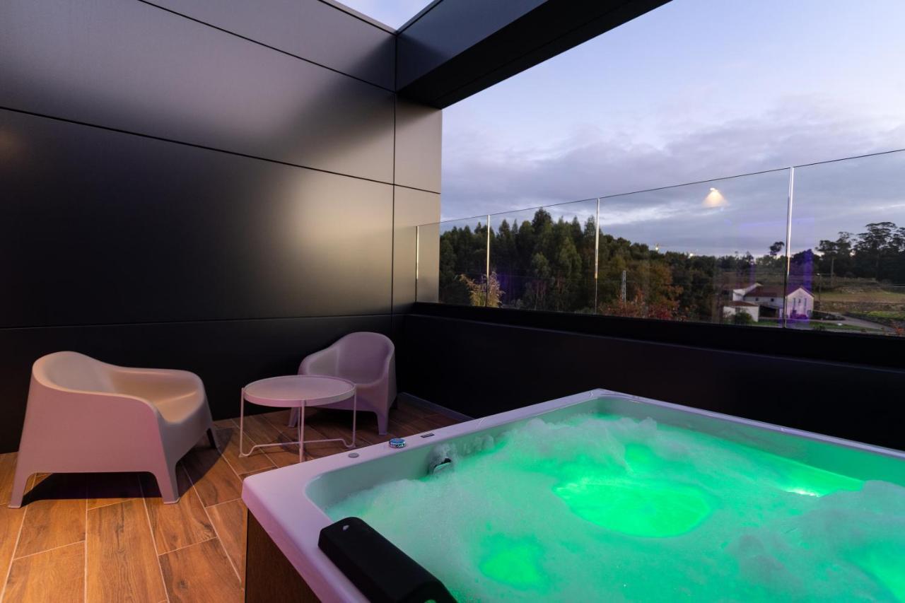 Motel Twentyone กองโดมาร์ ภายนอก รูปภาพ